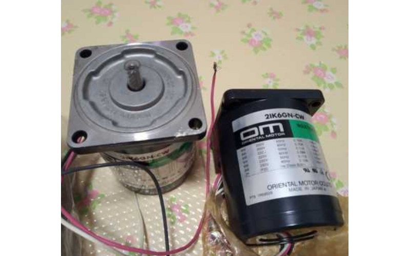 日本走空运 Orientalmotor 东方马达 4IK25A-C 电机 5IK60A-AF  引线类型